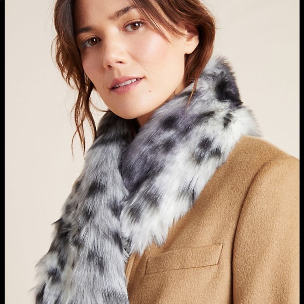 Anthropologie tippet scarf new 🌟🌟